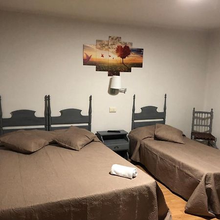 Hostal Di Verena Puigcerdà Exteriör bild