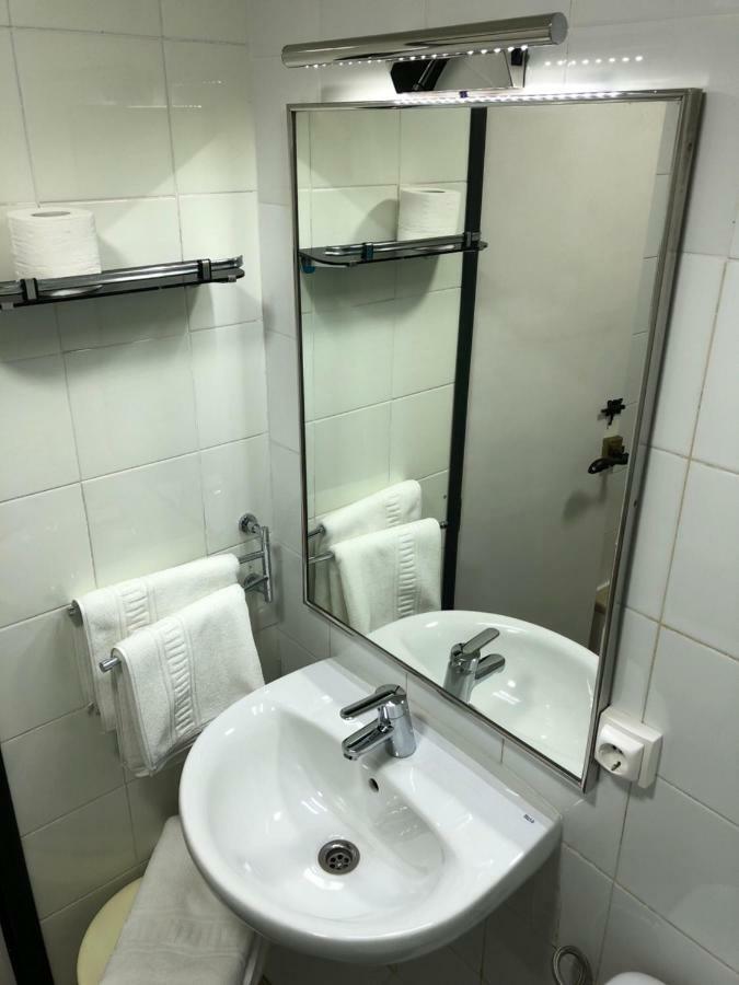 Hostal Di Verena Puigcerdà Exteriör bild