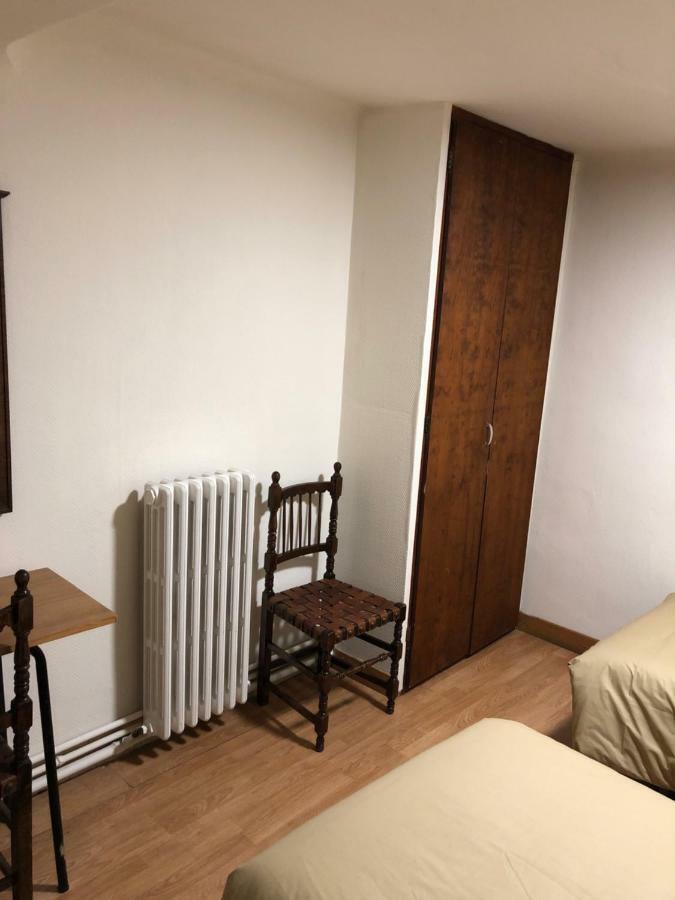 Hostal Di Verena Puigcerdà Exteriör bild