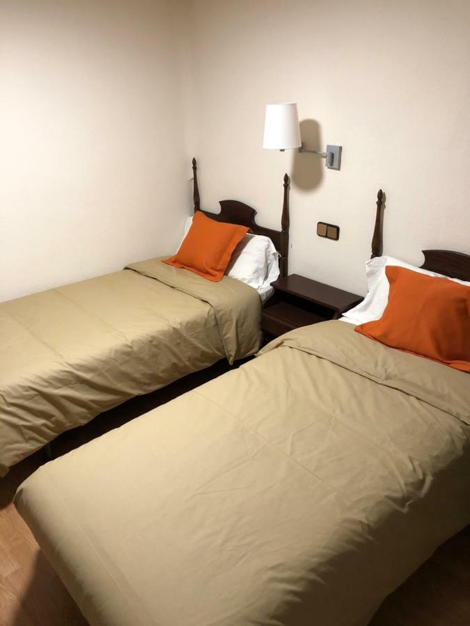 Hostal Di Verena Puigcerdà Exteriör bild