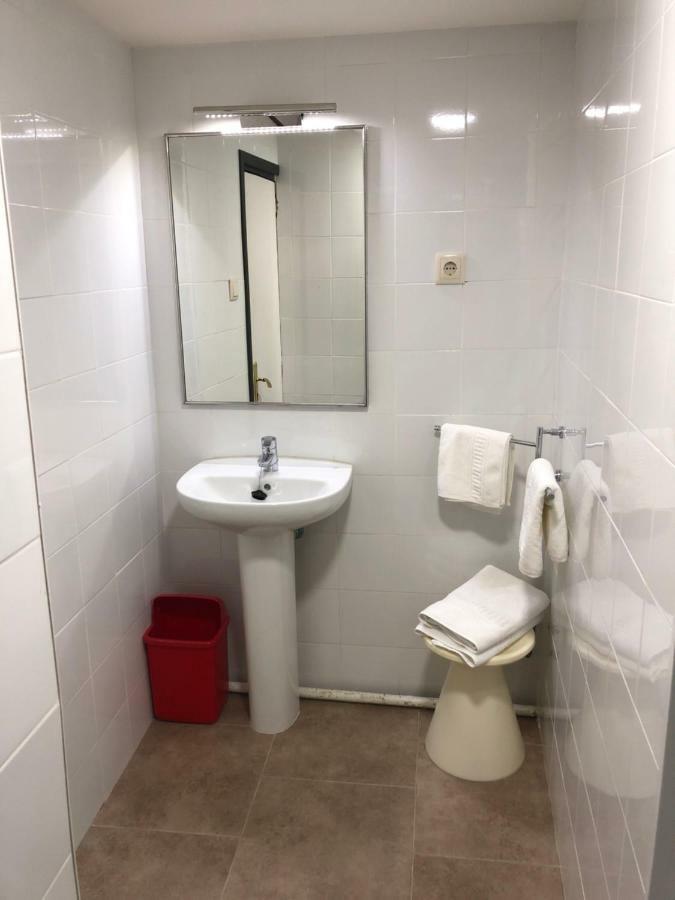 Hostal Di Verena Puigcerdà Exteriör bild