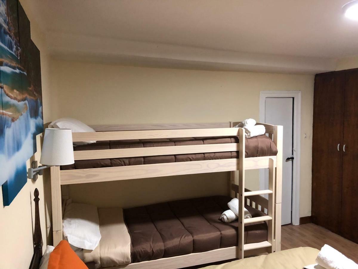 Hostal Di Verena Puigcerdà Exteriör bild